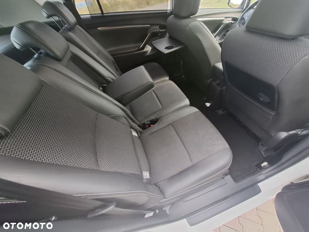 Toyota Verso 1.8 Premium MS - 25