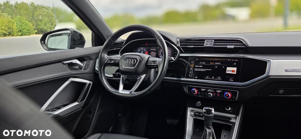 Audi Q3 2.0 TDI S tronic sport - 25