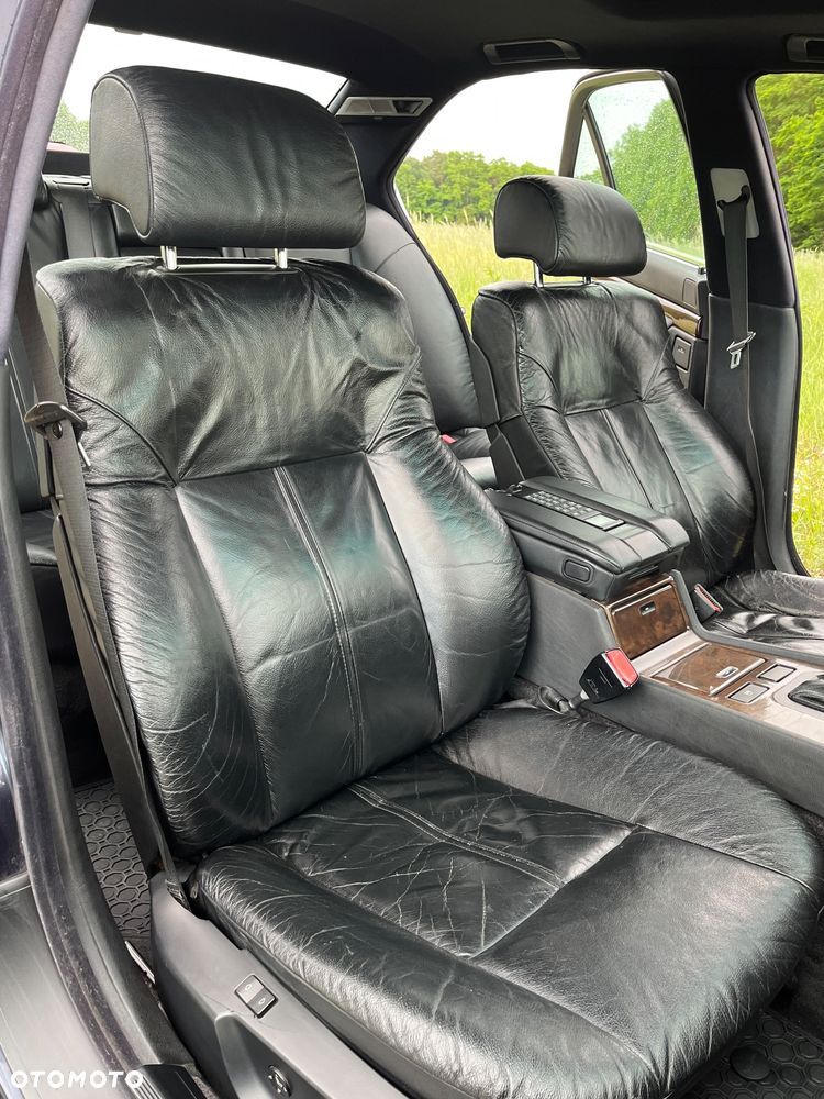 BMW Seria 7 - 26