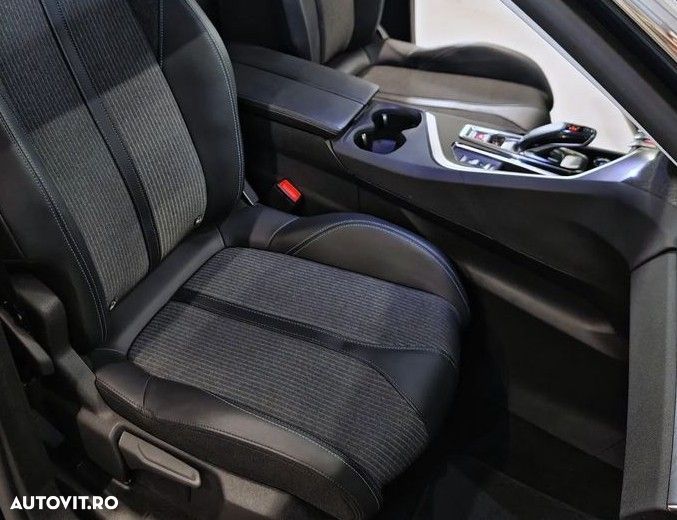 Peugeot 3008 1.2 PureTech 130 EAT8 Allure Pack - 5