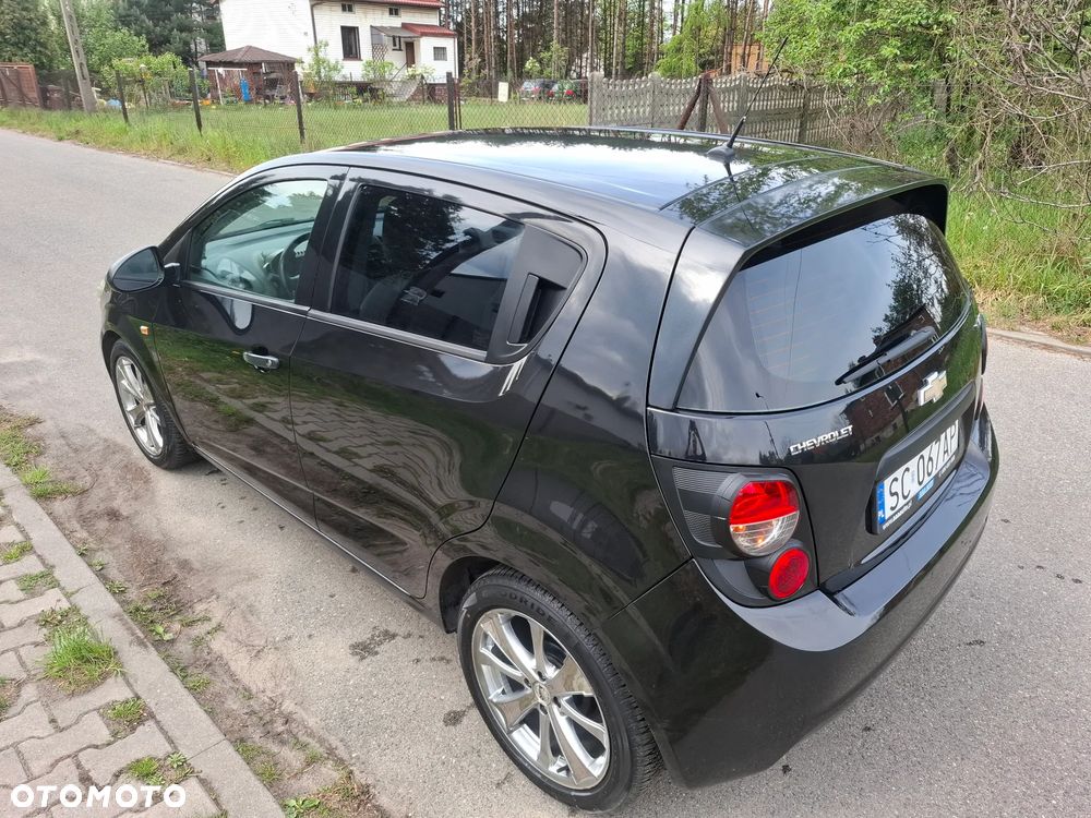 Chevrolet Aveo - 18