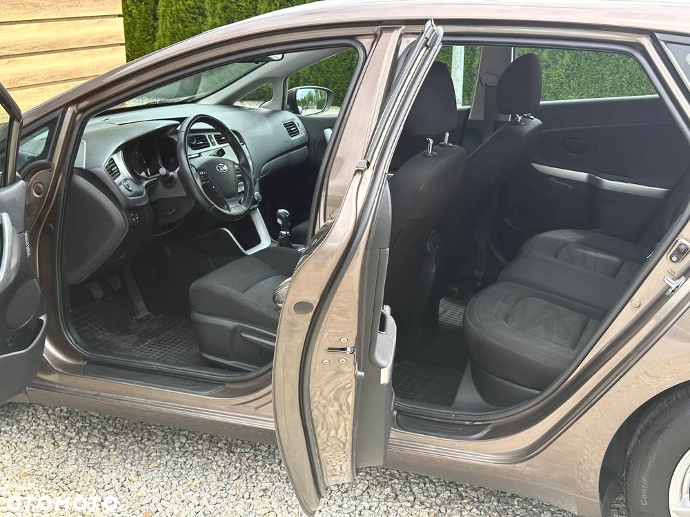 Kia Ceed 1.4 CRDi L - 12