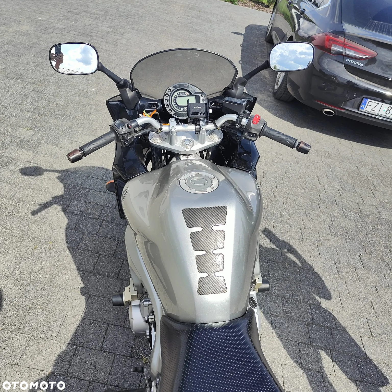 Yamaha FZ6 - 7