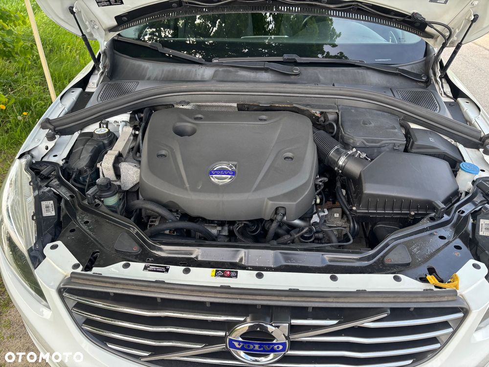 Volvo XC 60 D4 Drive-E Momentum - 32
