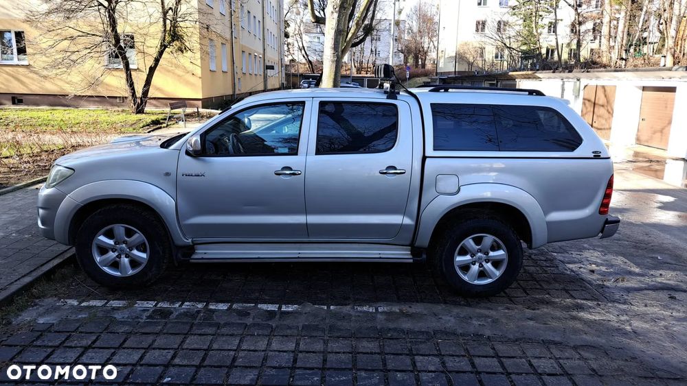 Toyota Hilux 3.0 D-4D Sol - 1