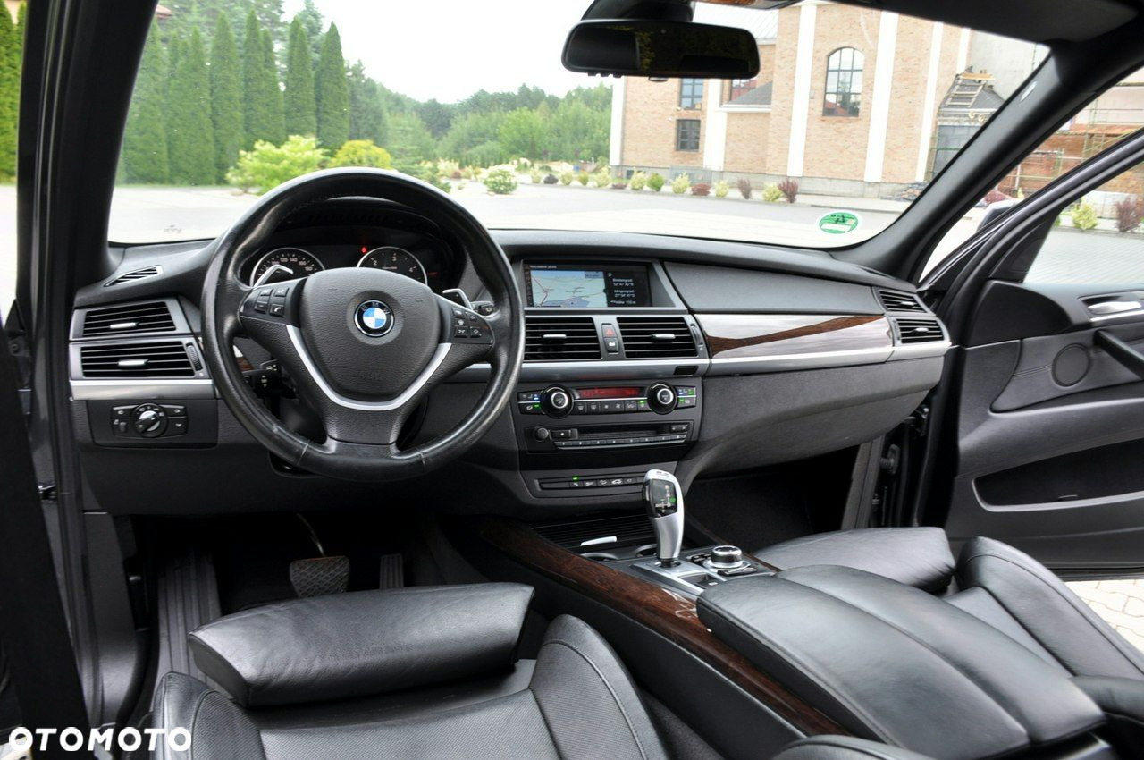 BMW X5 - 30