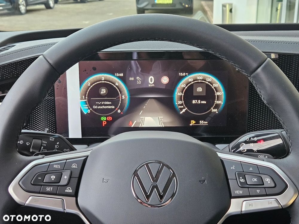 Volkswagen Passat - 12