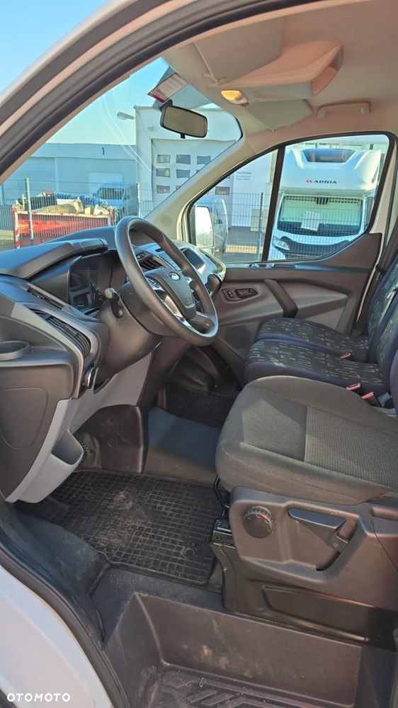 Ford Transit Custom - 9