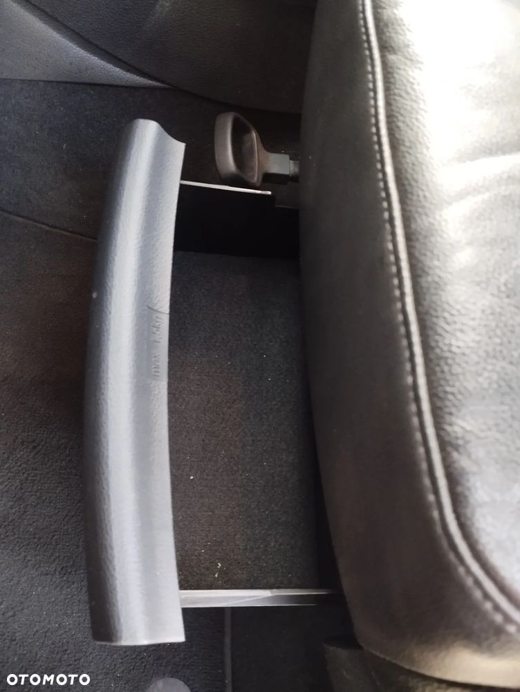 Volkswagen Sharan 2.0 TSI DSG Highline - 9