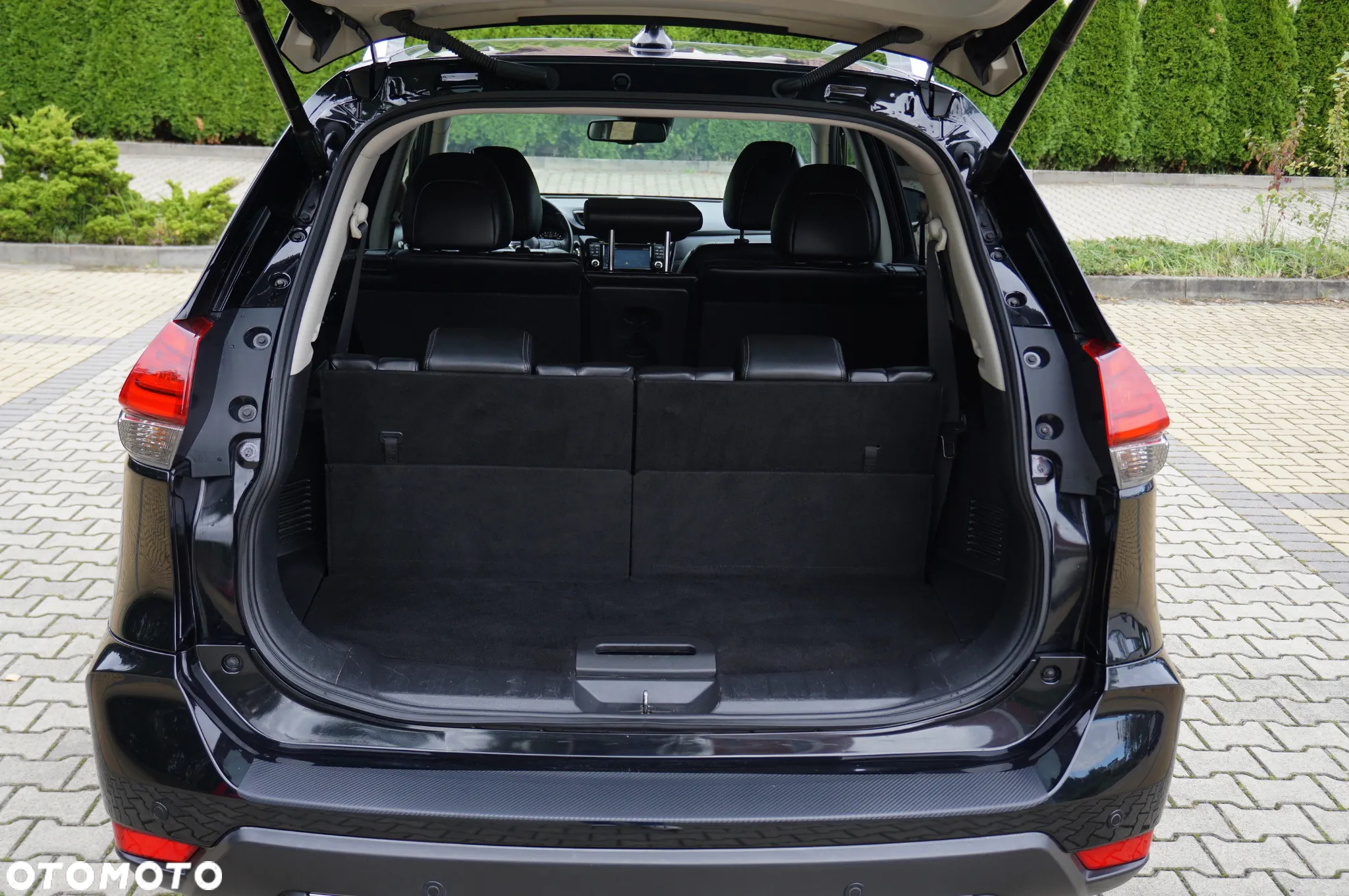Nissan X-Trail 1.6 DIG-T Tekna 2WD 7os - 18
