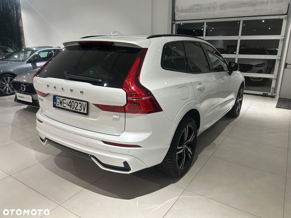 Volvo XC 60 T6 AWD Recharge Geartronic RDesign - 4