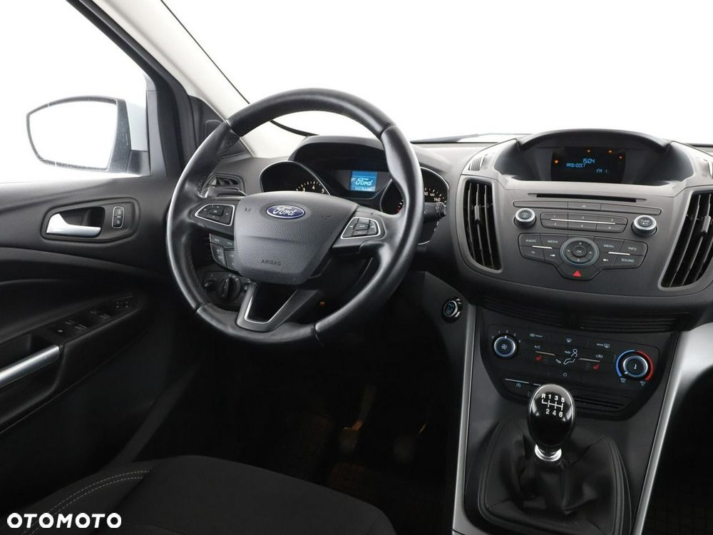 Ford Kuga 1.5 EcoBoost 2x4 Trend - 17