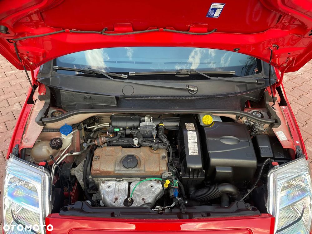 Citroën C2 1.4 VTR - 17