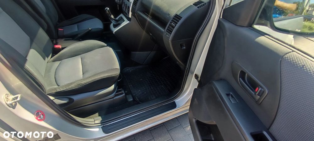 Mazda 5 1.8 Exclusive - 24