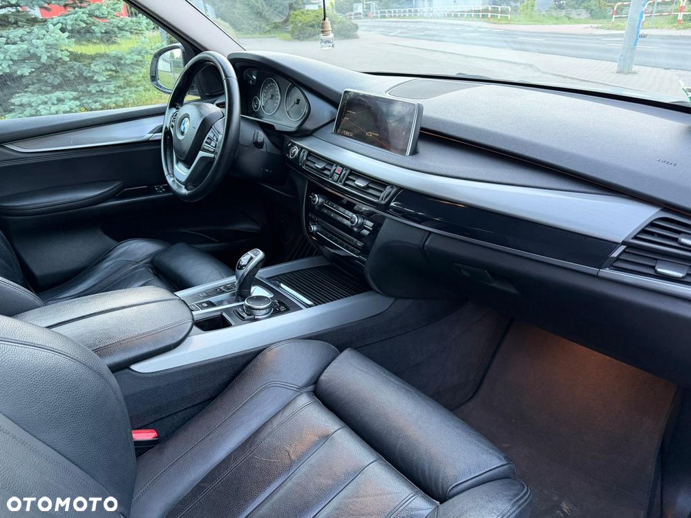 BMW X5 xDrive25d Sport-Aut - 7