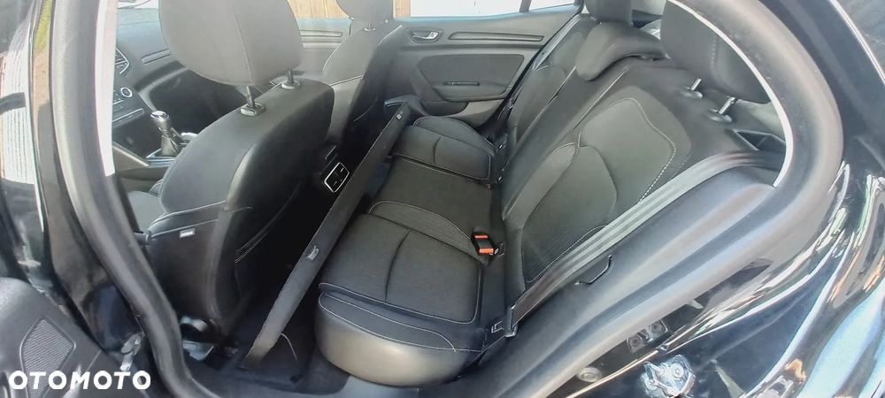 Renault Megane 1.2 Energy TCe Limited 2018 - 10