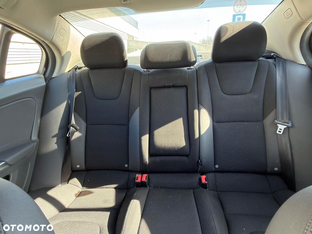 Volvo S60 D3 RDesign - 15