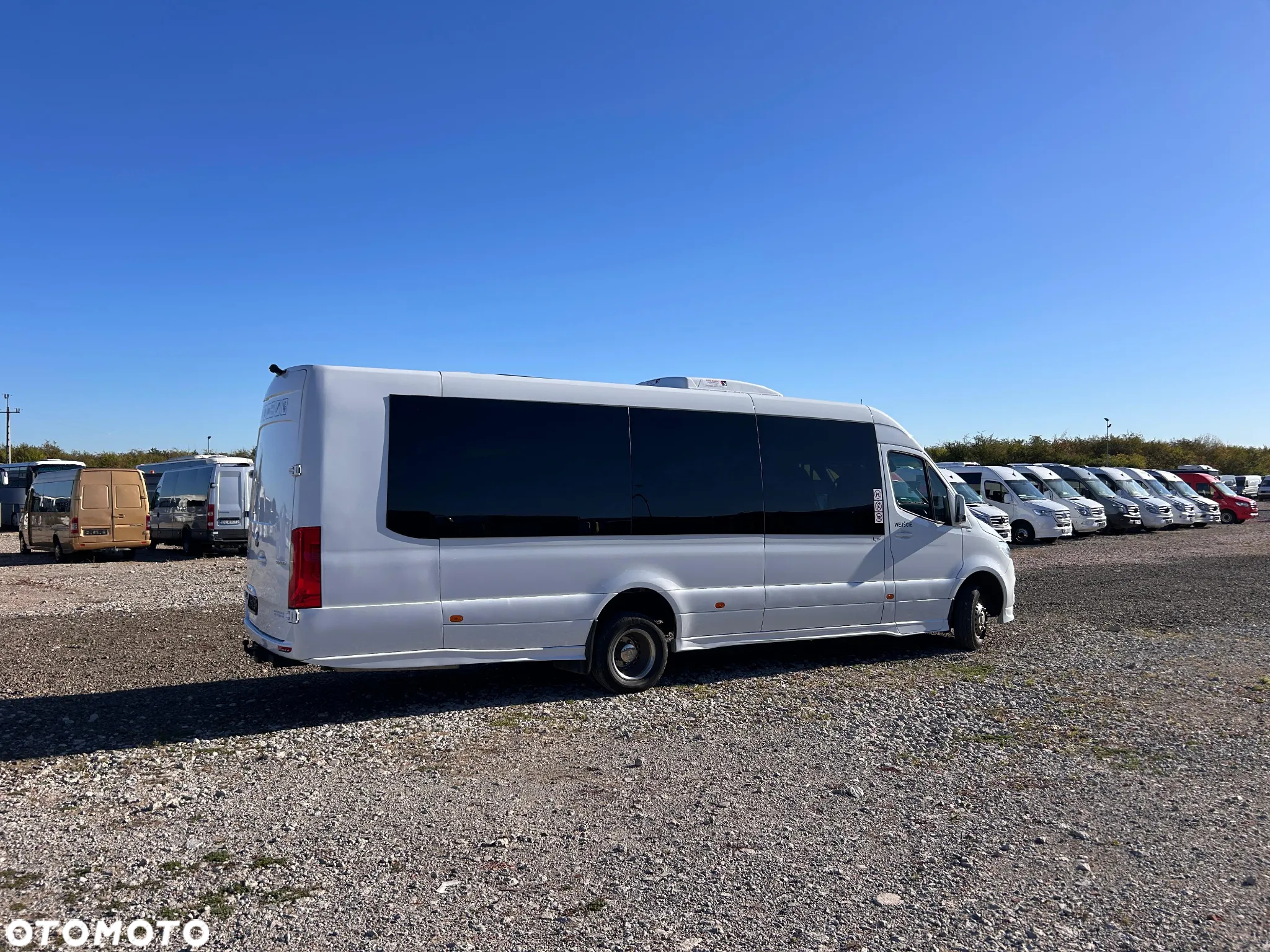 Mercedes-Benz Sprinter 517 - 17