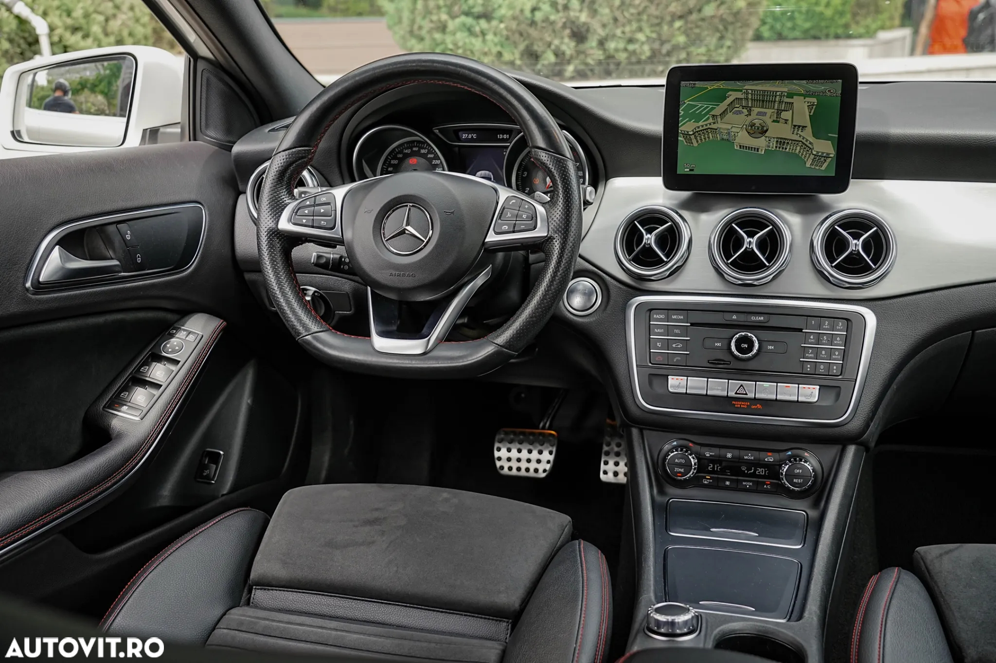 Mercedes-Benz GLA 180 7G-DCT AMG Line - 5