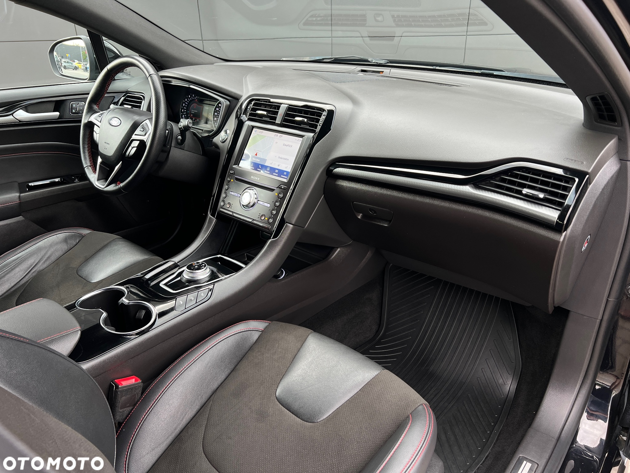 Ford Mondeo 2.0 EcoBlue ST-Line - 36