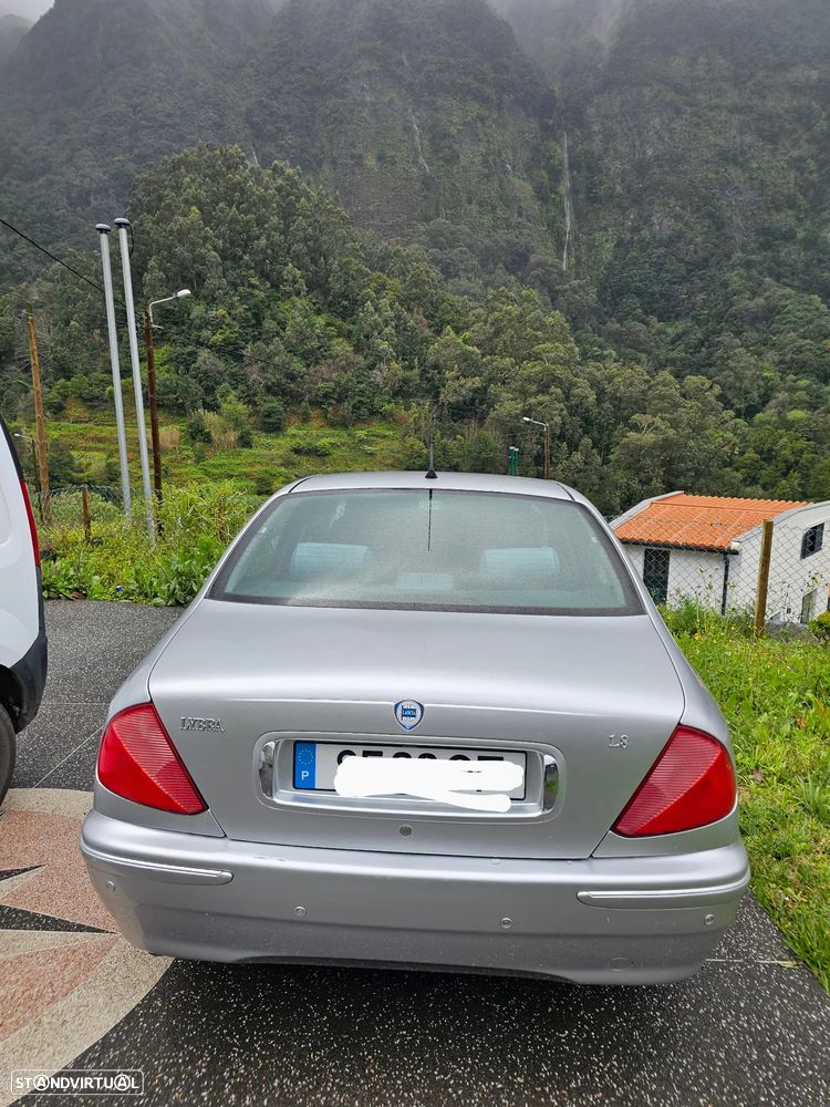 Lancia Lybra 1.8 LX - 3