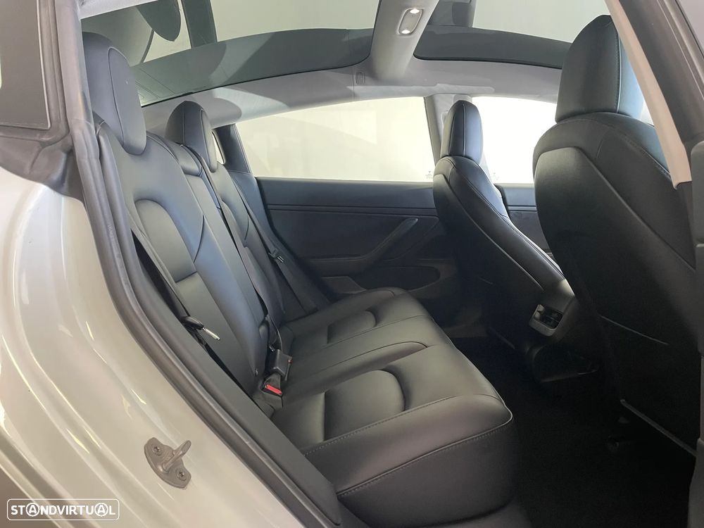 Tesla Model 3 RWD - 23