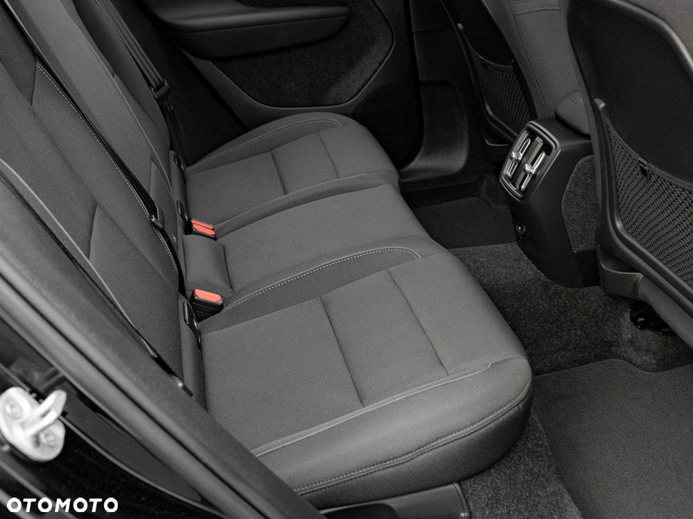 Volvo XC 40 73kWh P6 Recharge Ultimate - 29