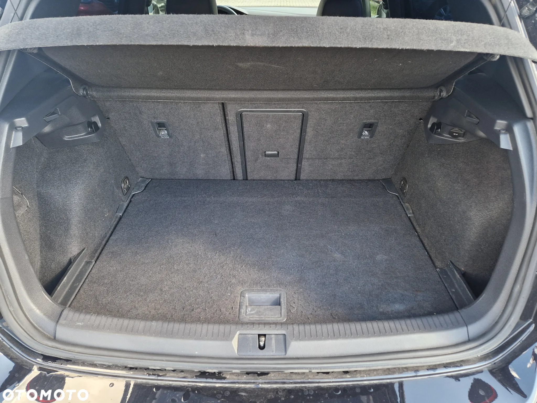 Volkswagen Golf - 9