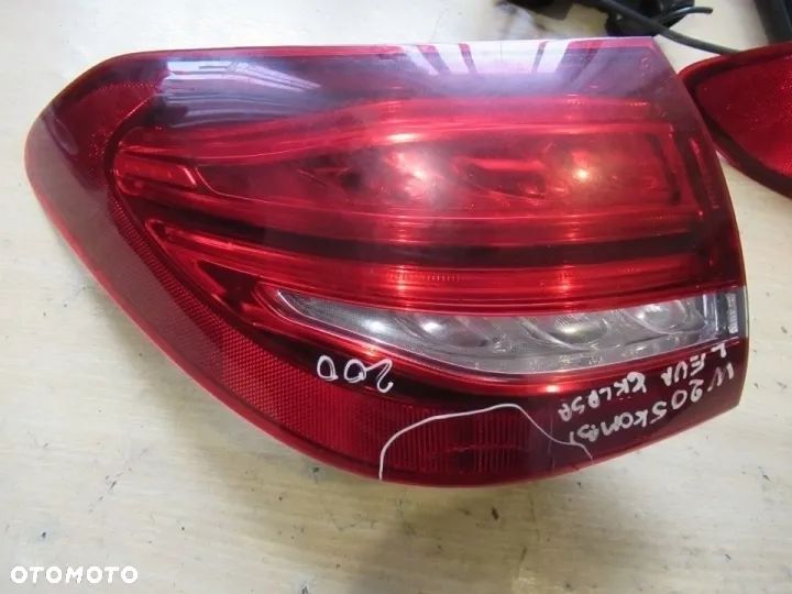 LAMPA TYŁ LEWA MERCEDES C KLASA W205  KOMBI