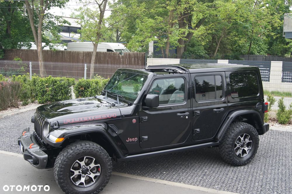 Jeep Wrangler - 4