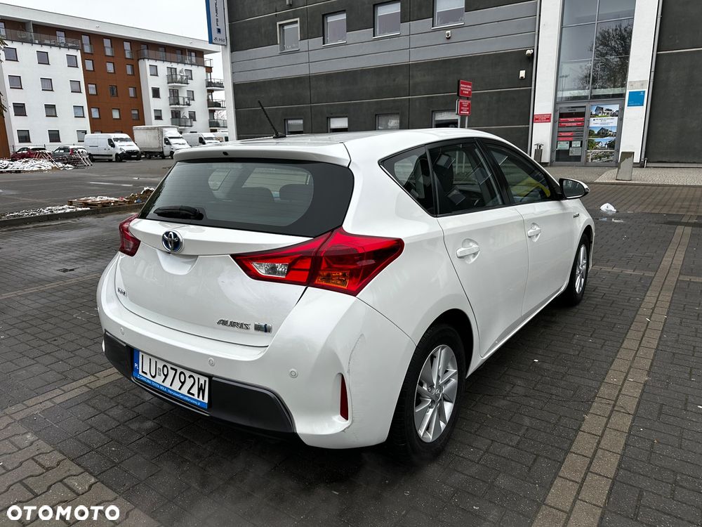 Toyota Auris - 10