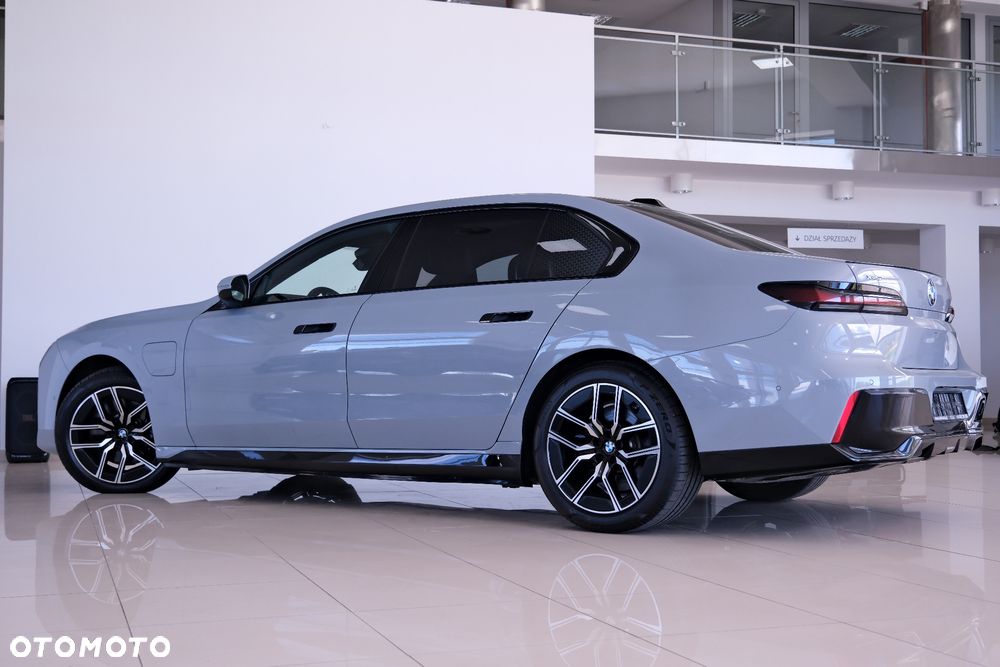 BMW Seria 7 - 9