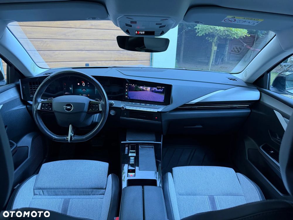 Opel Astra 1.2 T Elegance S&S - 15