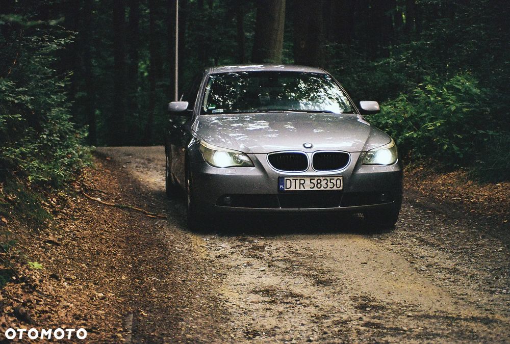BMW Seria 5 525i - 5