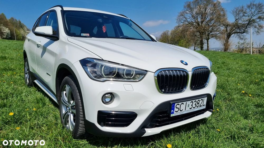 BMW X1 sDrive20i Sport Line - 1