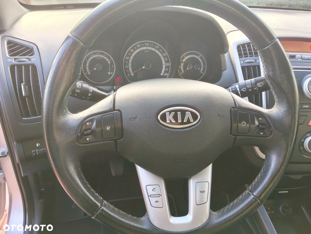 Kia Ceed 1.4 CVVT Attract - 2