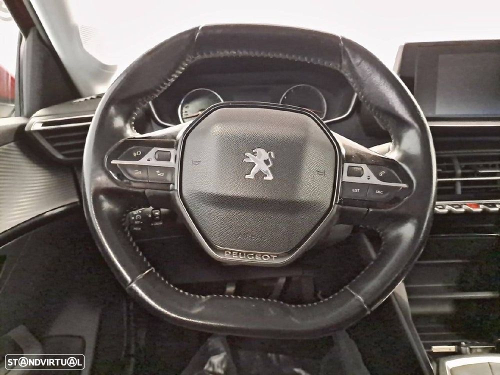 Peugeot 208 1.2 PureTech Active - 12