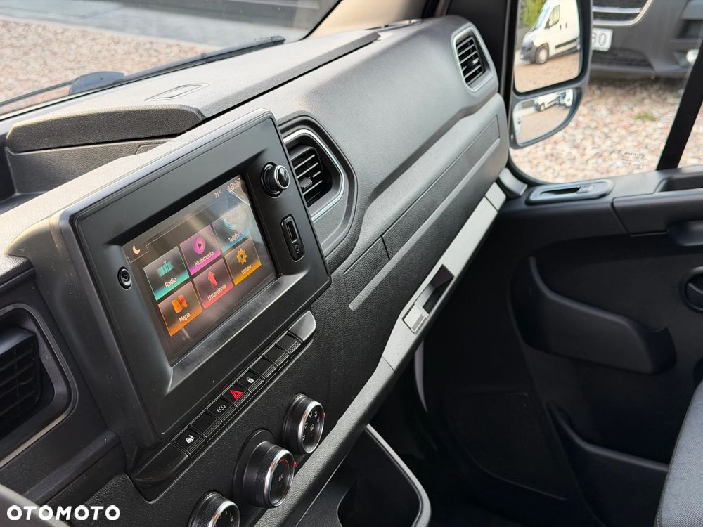 Renault MASTER L3H2 MAXI WZMOCNIONY Zawieszenie poduszki pneumatyczne! MOCNY SILNIK 2.3DCI Rozrząd na ŁAŃCUCHU, Pełna zabudowa paki, Zawiasy drzwi tył 270' DMC3.5t Duża ładowność 1228Kg, HAK 2.5t, Homologacja VAT-1, Parktroniki, Minibar, Stolik EasyLife, Lustro WideView, Oświetlenie LED, Nawigacja, Tempomat, Halogeny, Pakiet Chrom Design, Szare wnętrze, Pełen SERWIS ASO RENAULT!! - 26