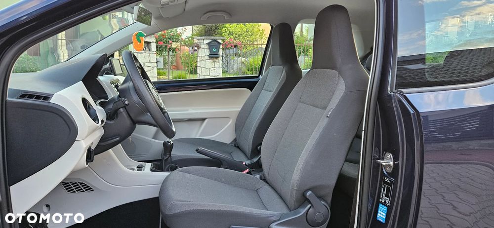 Volkswagen up! BlueMotion Technology move - 14