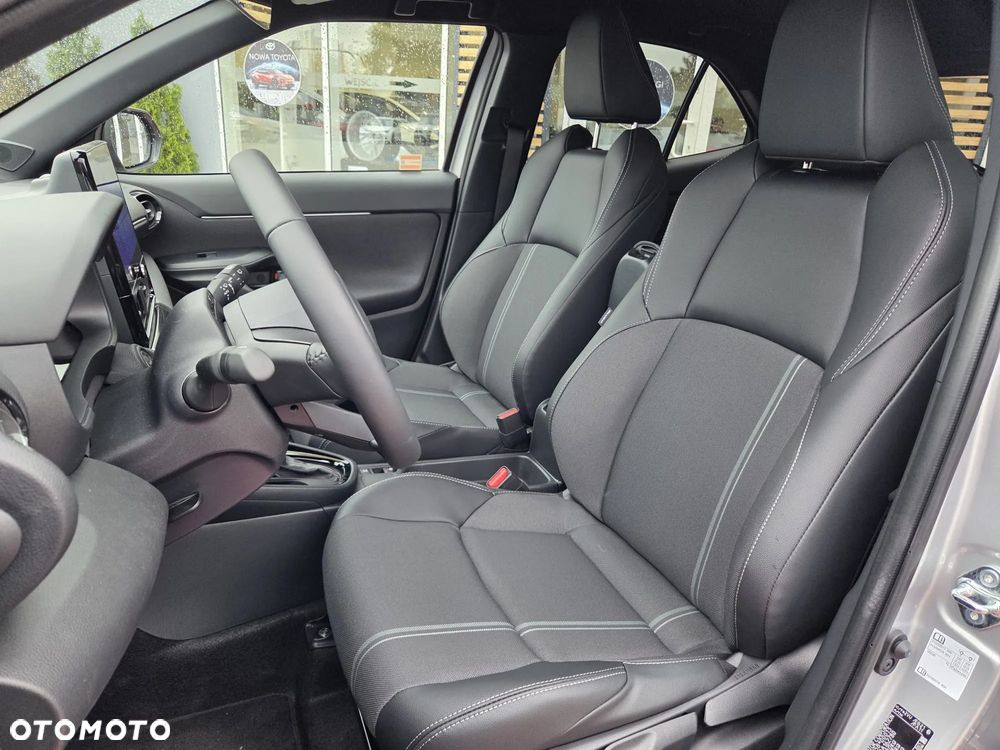 Toyota Yaris Cross Hybrid 1.5 Executive - 11