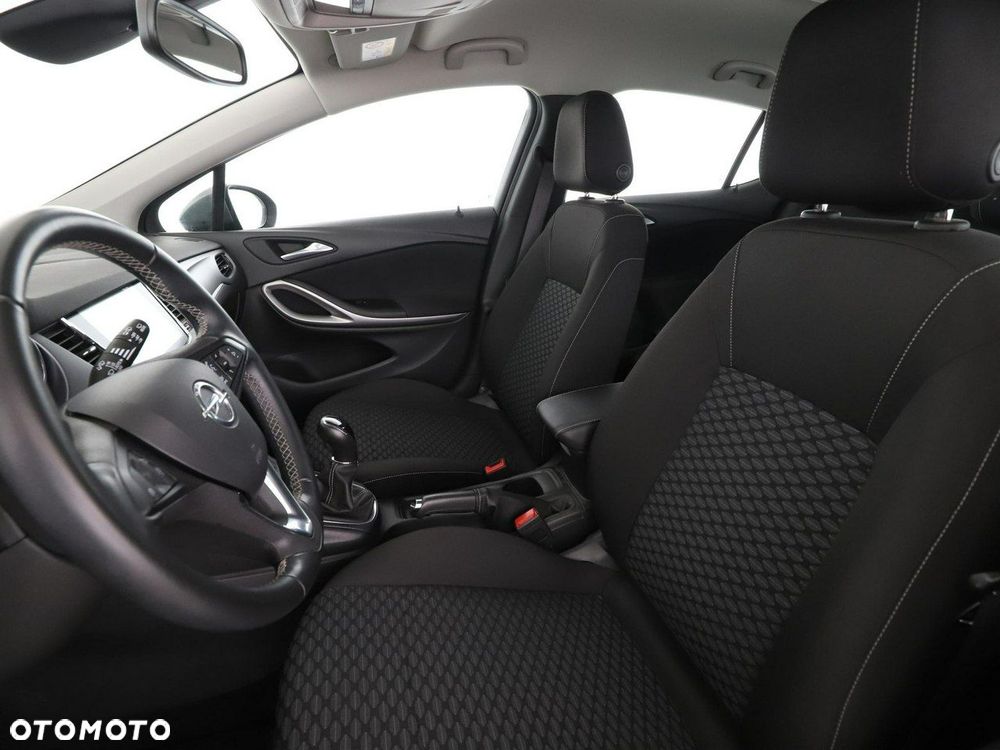 Opel Astra 1.4 Turbo Business - 14