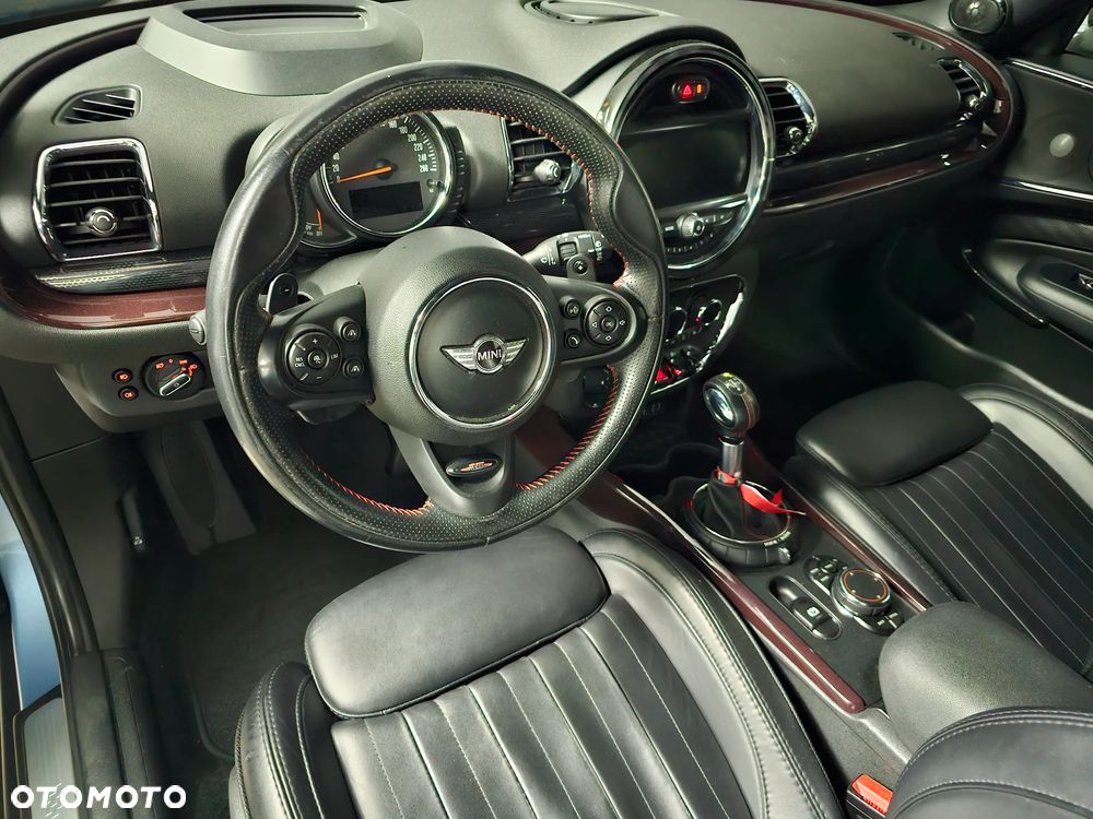 MINI Clubman Cooper SD ALL4 - 12