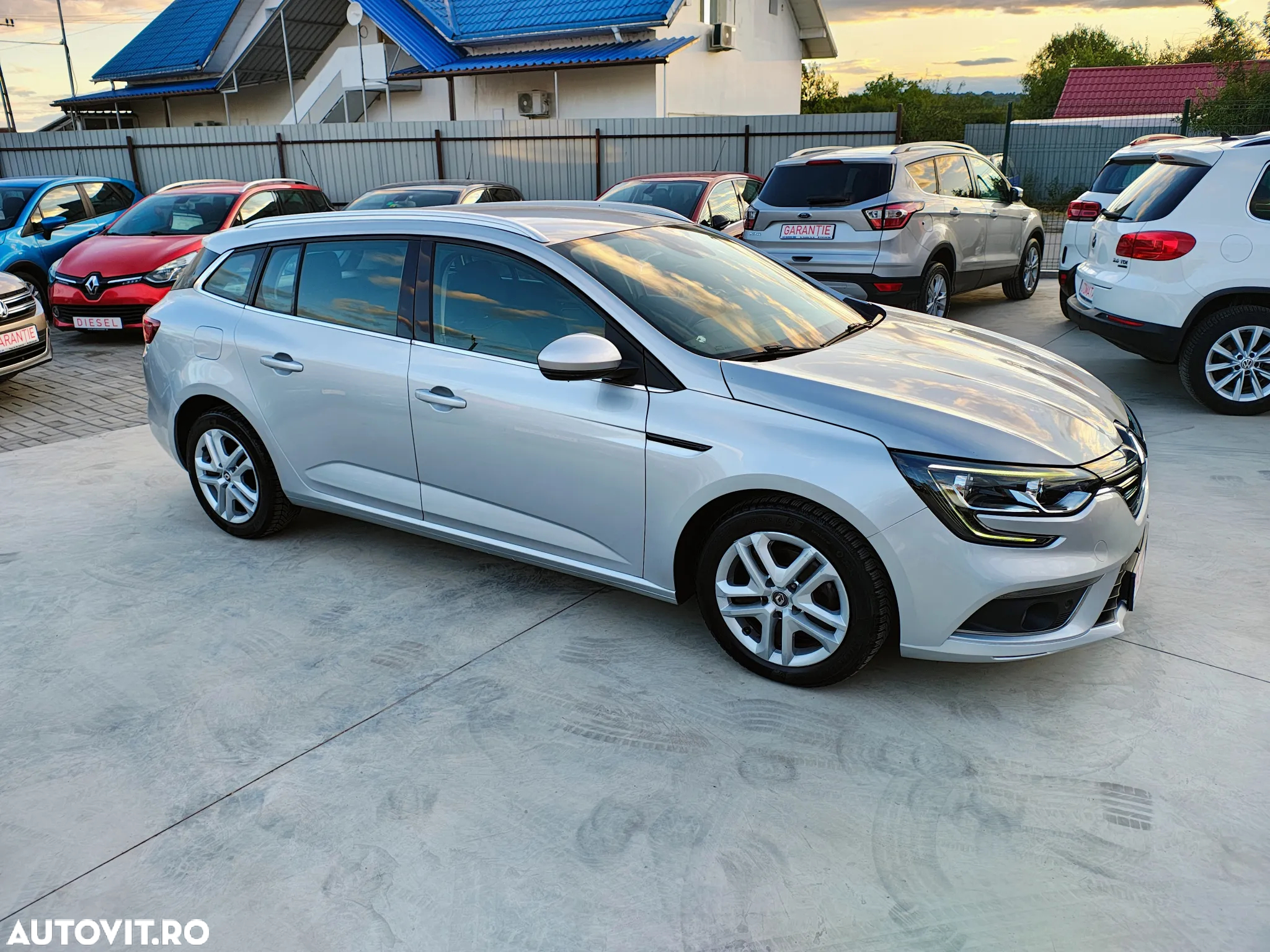 Renault Megane Grandtour ENERGY dCi 90 EXPERIENCE - 11