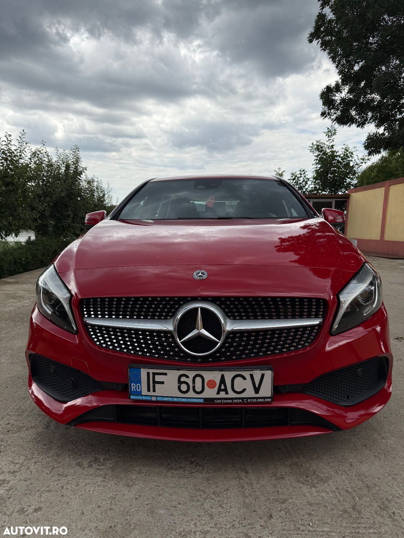 Mercedes-Benz A 180 7G-DCT AMG Line - 1