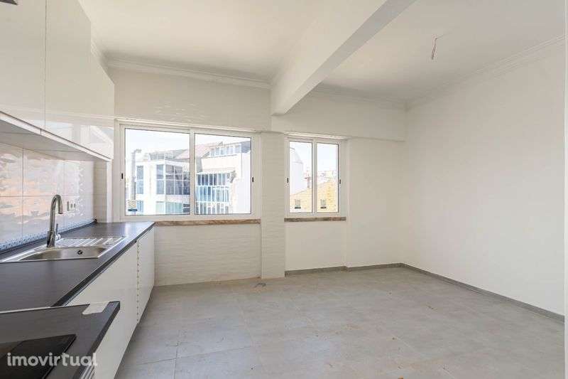 Apartamento T2 Centro da Amadora - Grande imagem: 4/12