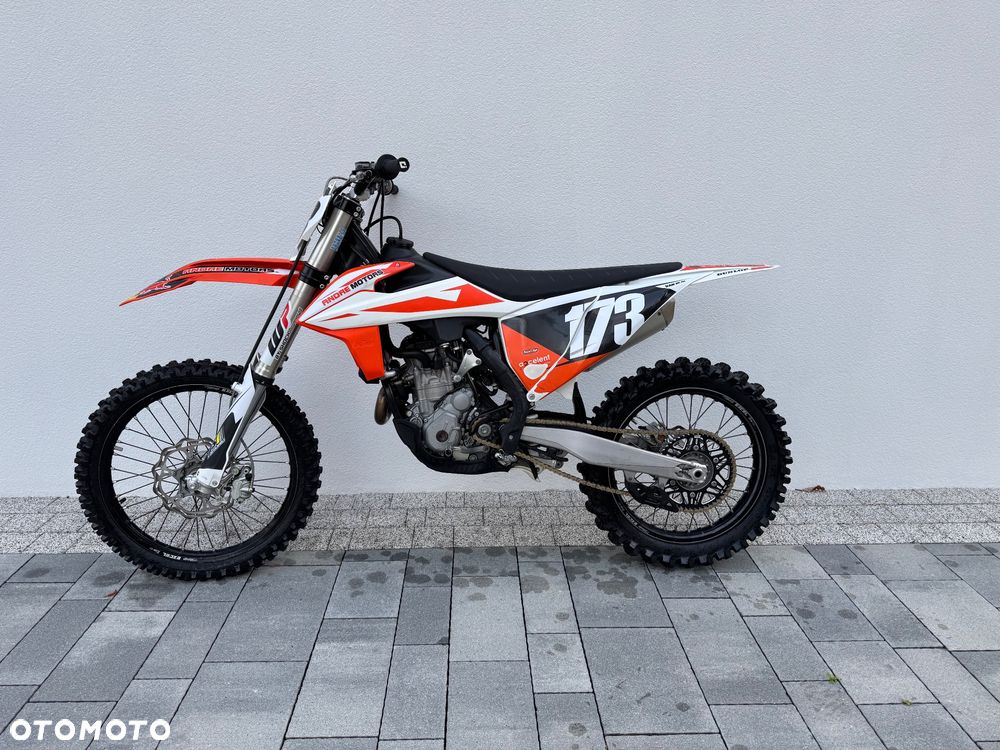 KTM SXF - 8