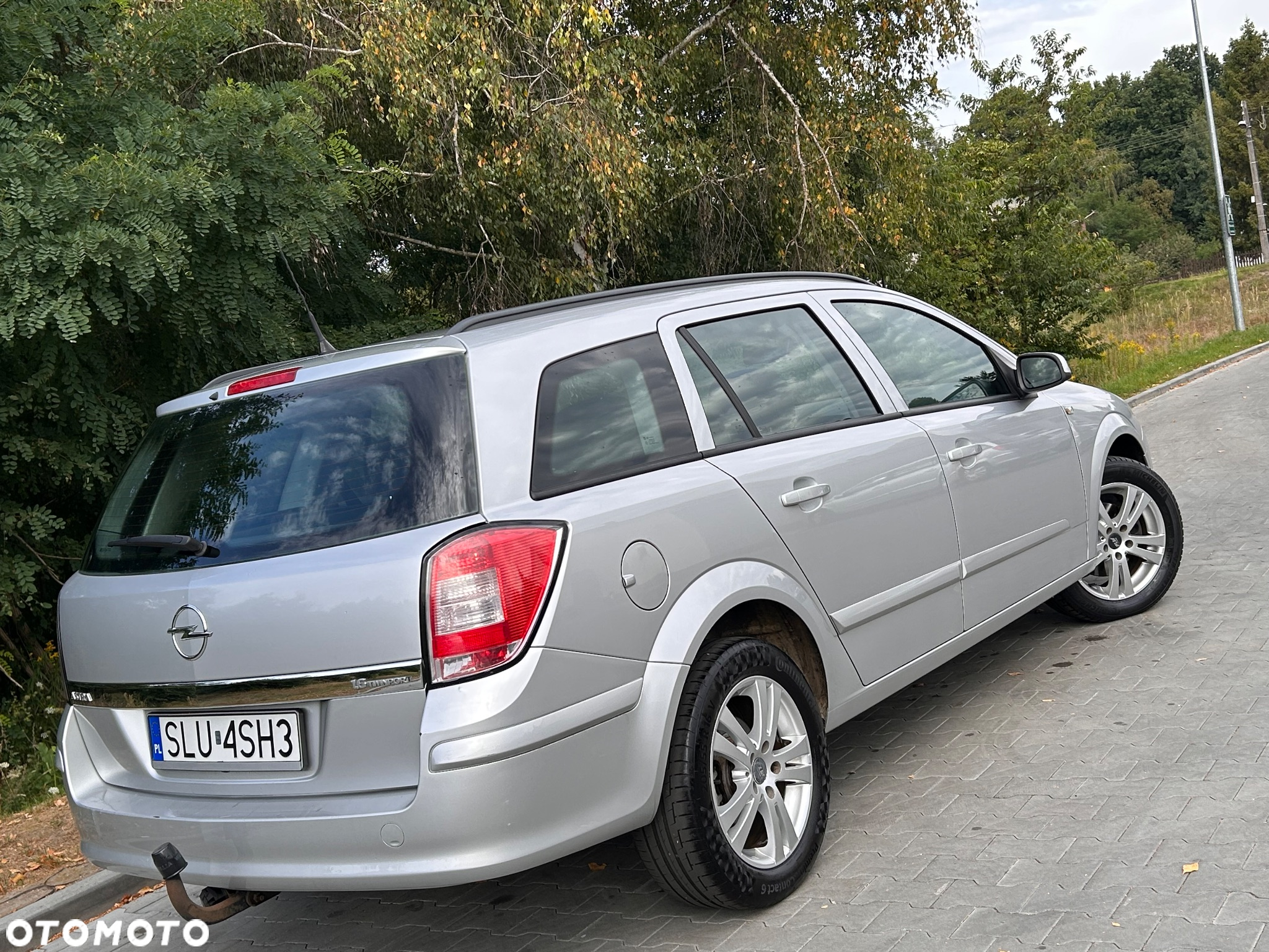 Opel Astra 1.6 Caravan - 9