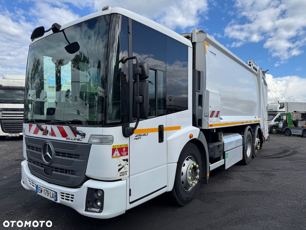 Mercedes-Benz Econic - 2