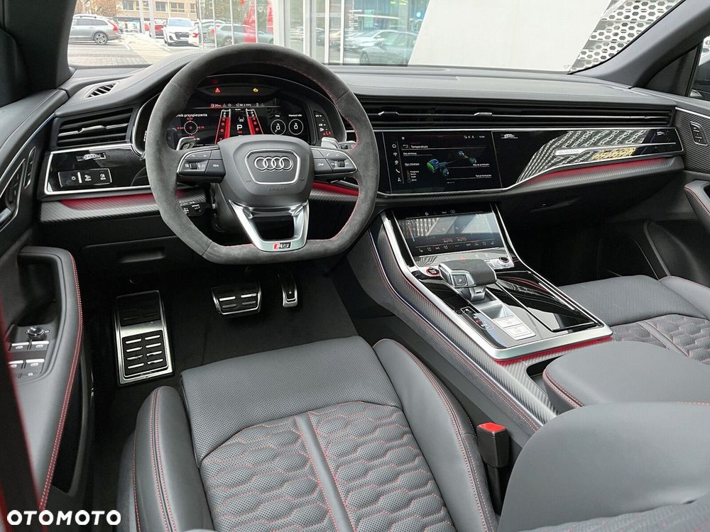 Audi RS Q8 - 19