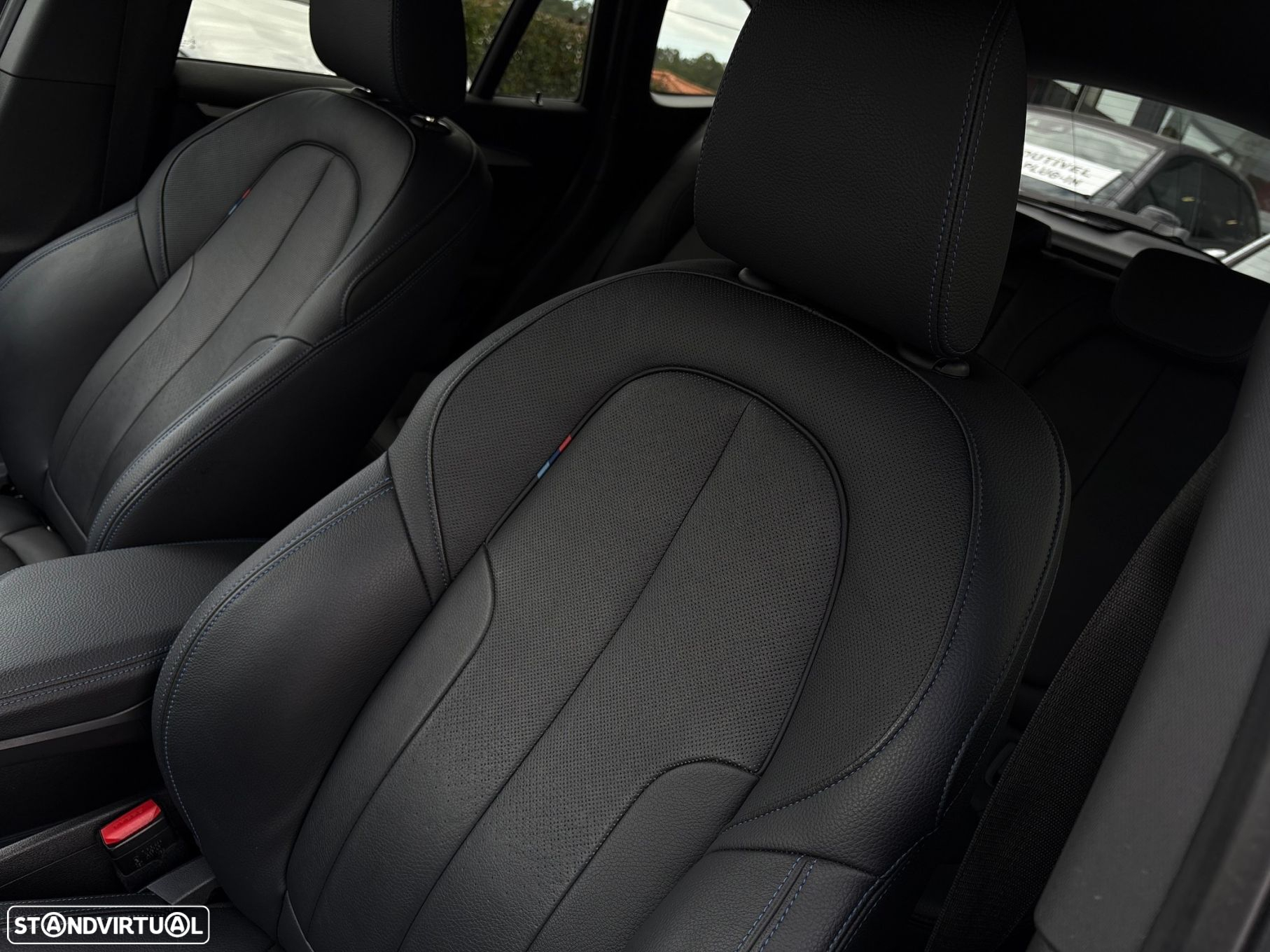 BMW X1 25 e xDrive Pack M - 13